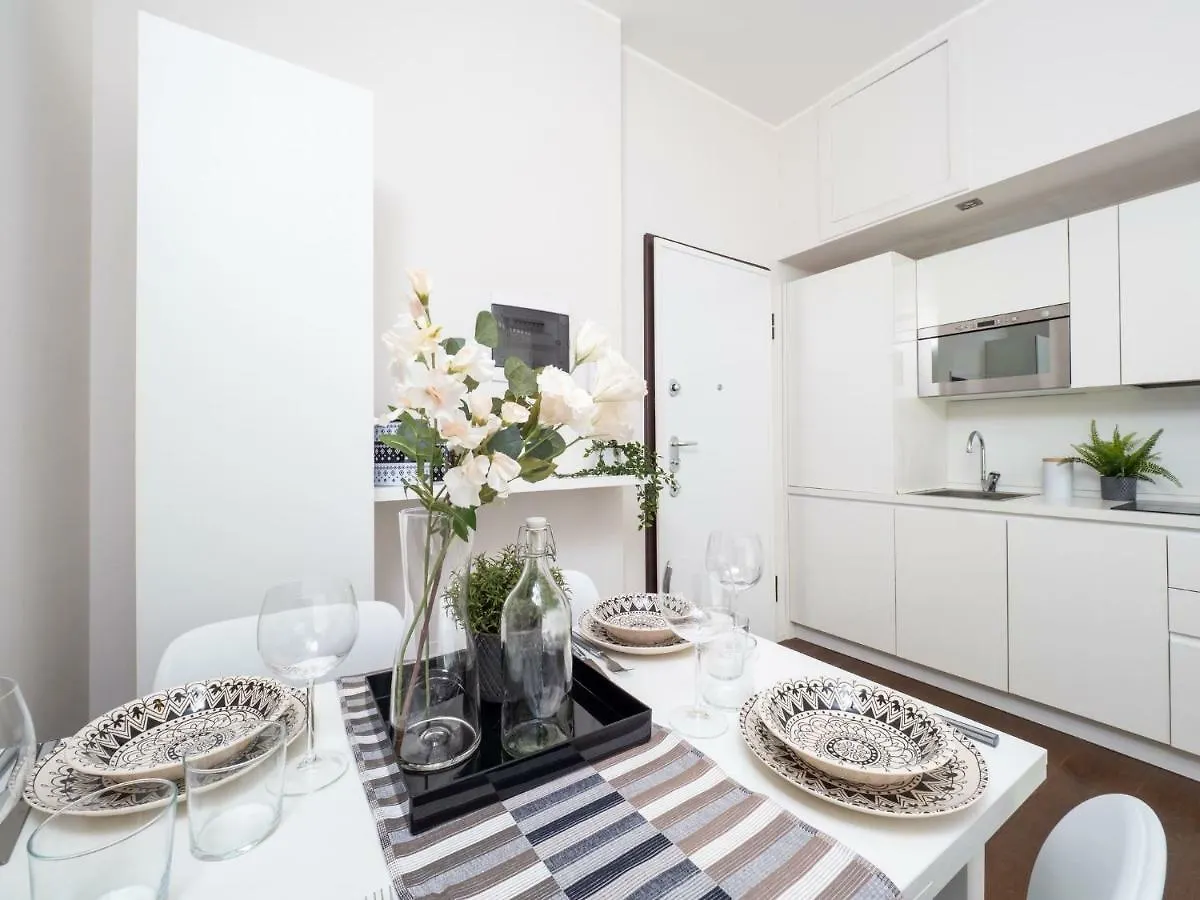 The Best Rent - Cozy One Bedroom Apartment In Mailand 0*,  Italien